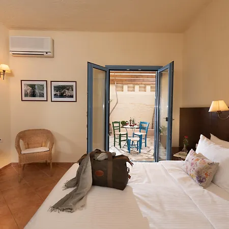 Porto Aparthotel 4*